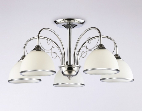 Потолочная люстра Ambrella light Traditional TR3062