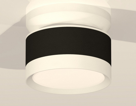 Точечный светильник Ambrella light Techno Spot XS8102045