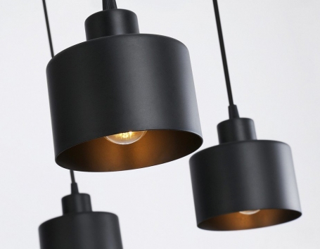 Потолочная люстра Ambrella light TRADITIONAL TR8132