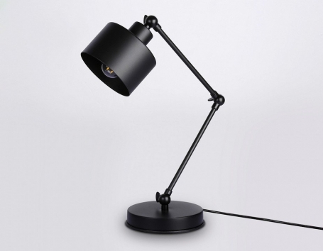 Интерьерная настольная лампа Ambrella light TRADITIONAL TR8153