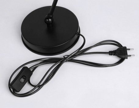 Интерьерная настольная лампа Ambrella light TRADITIONAL TR8153