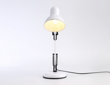 Настольная лампа Ambrella light Desk DE7713